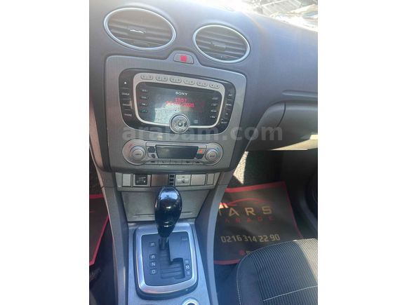 Sahibinden Ford Focus 1.6 Titanium 2008 Model  352.000 km Gri