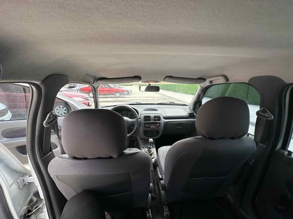 Galeriden Renault Clio 1.4 RNA 2001 Model Yozgat