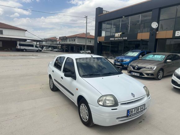 Galeriden Renault Clio 1.4 RNA 2001 Model Yozgat