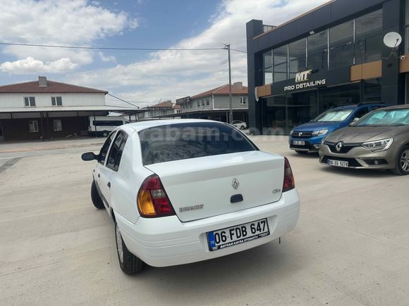 Galeriden Renault Clio 1.4 RNA 2001 Model Yozgat