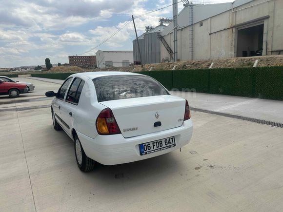 Galeriden Renault Clio 1.4 RNA 2001 Model Yozgat