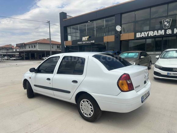 Galeriden Renault Clio 1.4 RNA 2001 Model Yozgat