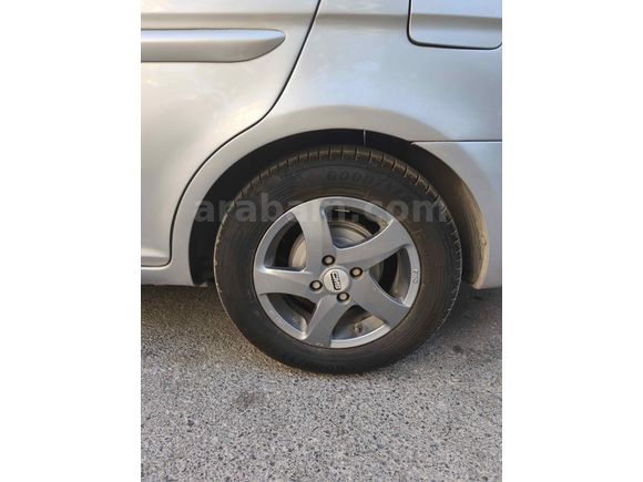 Sahibinden Hyundai Accent Era 1.4 Select 2007 Model 
