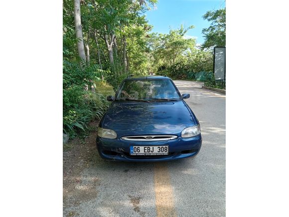Sahibinden Ford Escort 1.6 Classic 1999 Model