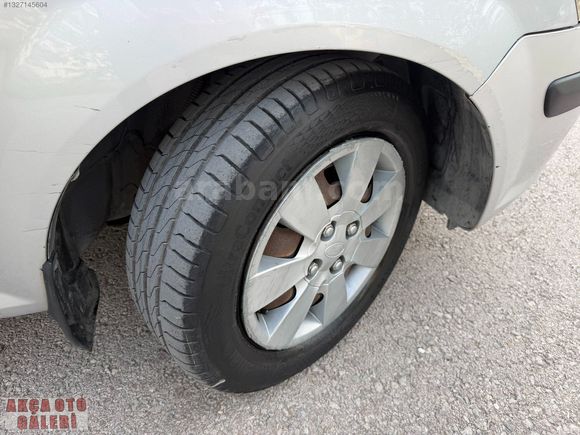 AKÇADAN 2006 MODEL ORJİNAL KLİMALI LPG'Lİ HYUNDAİ GETZ