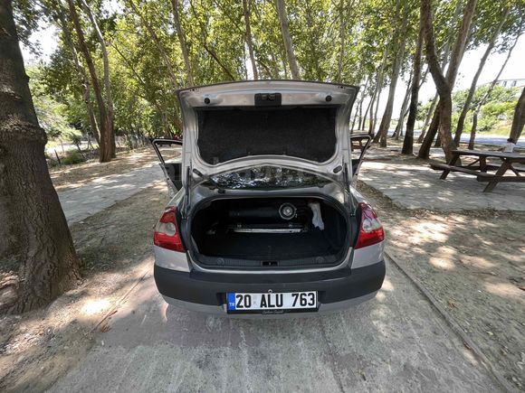 Sahibinden Renault Megane 1.6 Dynamique 2004 Model 