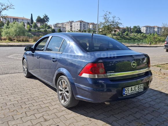Sahibinden Opel Astra 1.6 Enjoy 111.Yıl 2012 Model