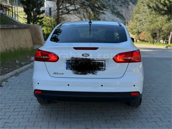 BOYASIZ Ford Focus 1.6 TDCi Trend X 2017 Model Isparta