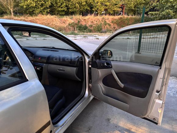 Sahibinden Skoda Octavia 1.6 GLX 2000 Model