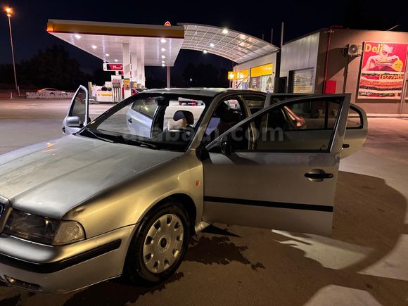 Sahibinden Skoda Octavia 1.6 GLX 2000 Model
