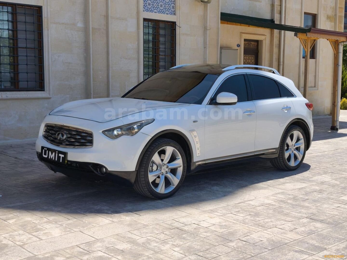 Galeriden Infiniti FX FX30d S 2011 Model Gaziantep 301.000 km Beyaz 2