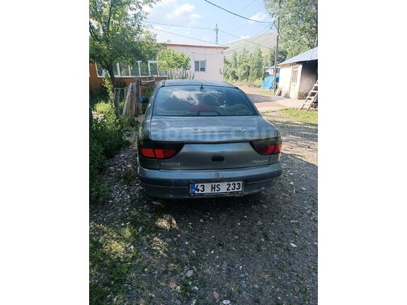 Sahibinden Renault Megane 1.6 RTE 1999 Model