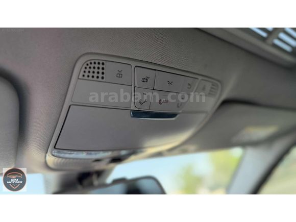 TR* DE* TEK* 2018* MODEL* MERCEDES* C 200* COMFORT*EMSALSİZ*