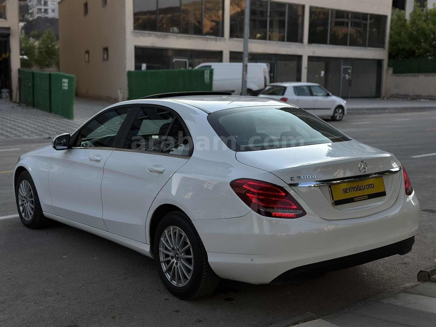 Galeriden Mercedes - Benz C 200 D Comfort 2018 Model Gaziantep 146.000 km Beyaz 4