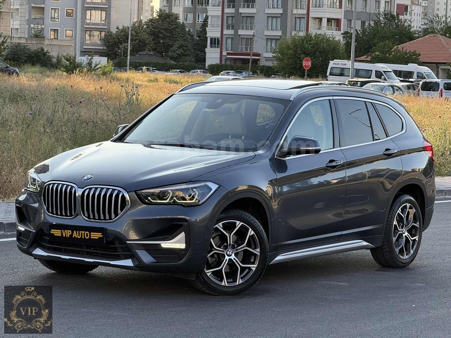 Galeriden BMW X1 16d sDrive X Line 2022 Model Kayseri 68.000 km Gri 6
