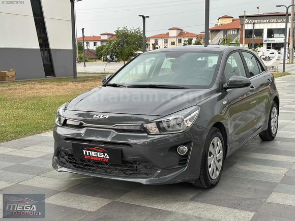 MEGA OTOMOTİV'DEN İLK ELDEN BOYASIZ DEĞİŞENSİZ KİA RİO