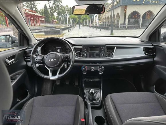 MEGA OTOMOTİV'DEN İLK ELDEN BOYASIZ DEĞİŞENSİZ KİA RİO