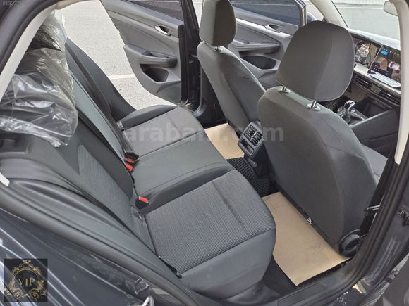 2024 MODEL GOLF 19.000 KM HATASIZ BOYASIZ