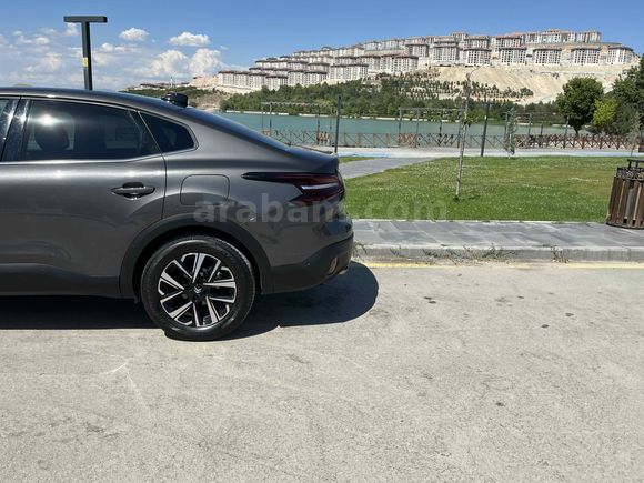 Sahibinden Citroen C4 X 1.2 PureTech Shine 2024 Model 