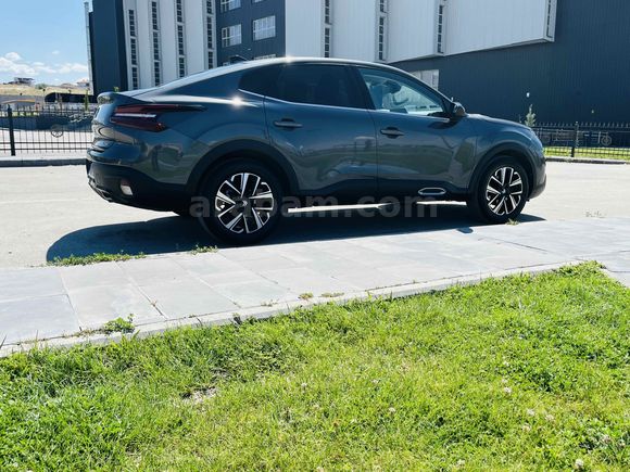 Sahibinden Citroen C4 X 1.2 PureTech Shine 2024 Model 
