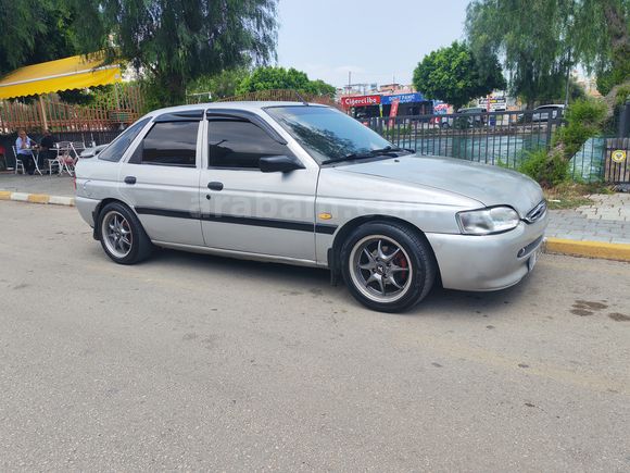 Sahibinden Klimalı Zetec Ford Escort 1.6 CLX 1995 Model