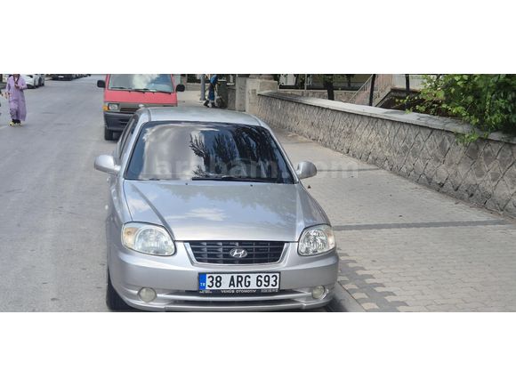 Değiçensiz Hyundai Accent 1.6 Admire 2004 Model Kayseri