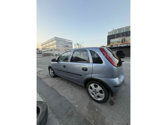 Sahibinden Opel Corsa 1.2 Essentia 2004 Model 