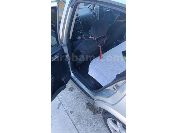 3. Sahibinden Saf benzinli otomatik