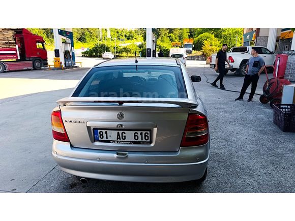 3. Sahibinden Saf benzinli otomatik