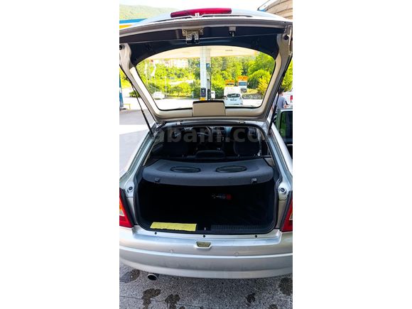 3. Sahibinden Saf benzinli otomatik