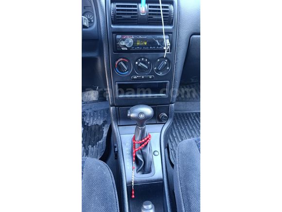 3. Sahibinden Saf benzinli otomatik