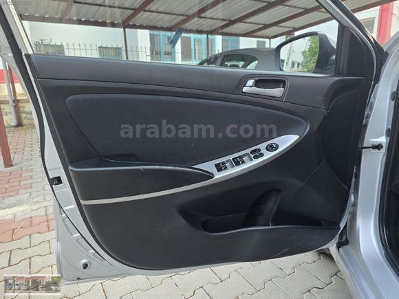 DEMİREL'DEN 2015 HYUNDAI ACCENT BLUE 1.4 CVVT MODE PLUS
