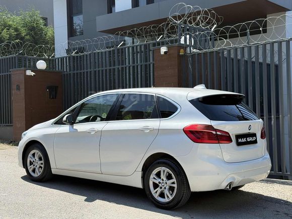 BMW 216d ACTİVE TOURER PURE JOYSTİCK