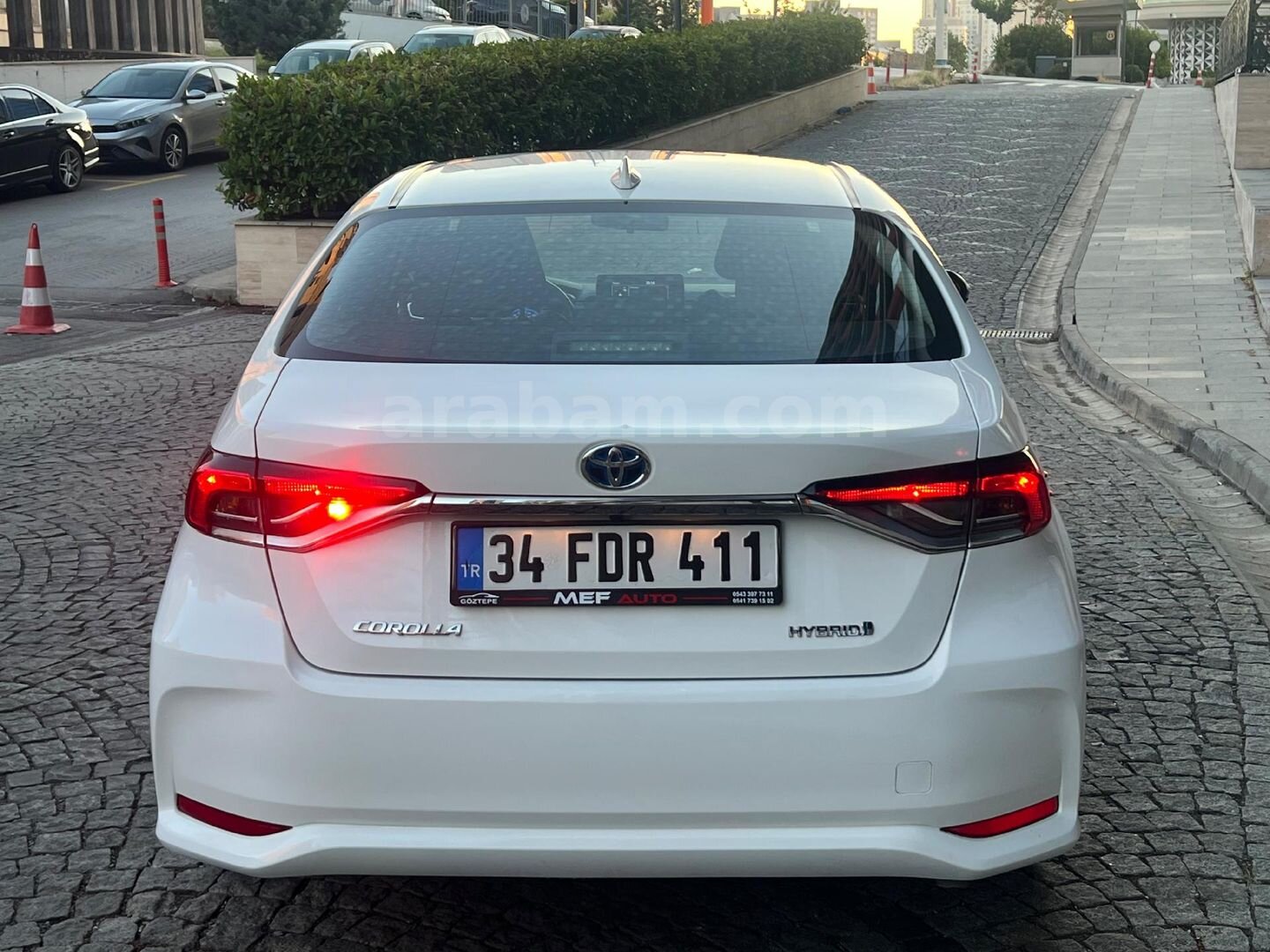 Galeriden Toyota Corolla 1.8 Hybrid Dream 2022 Model İstanbul 91.000 km Beyaz 6