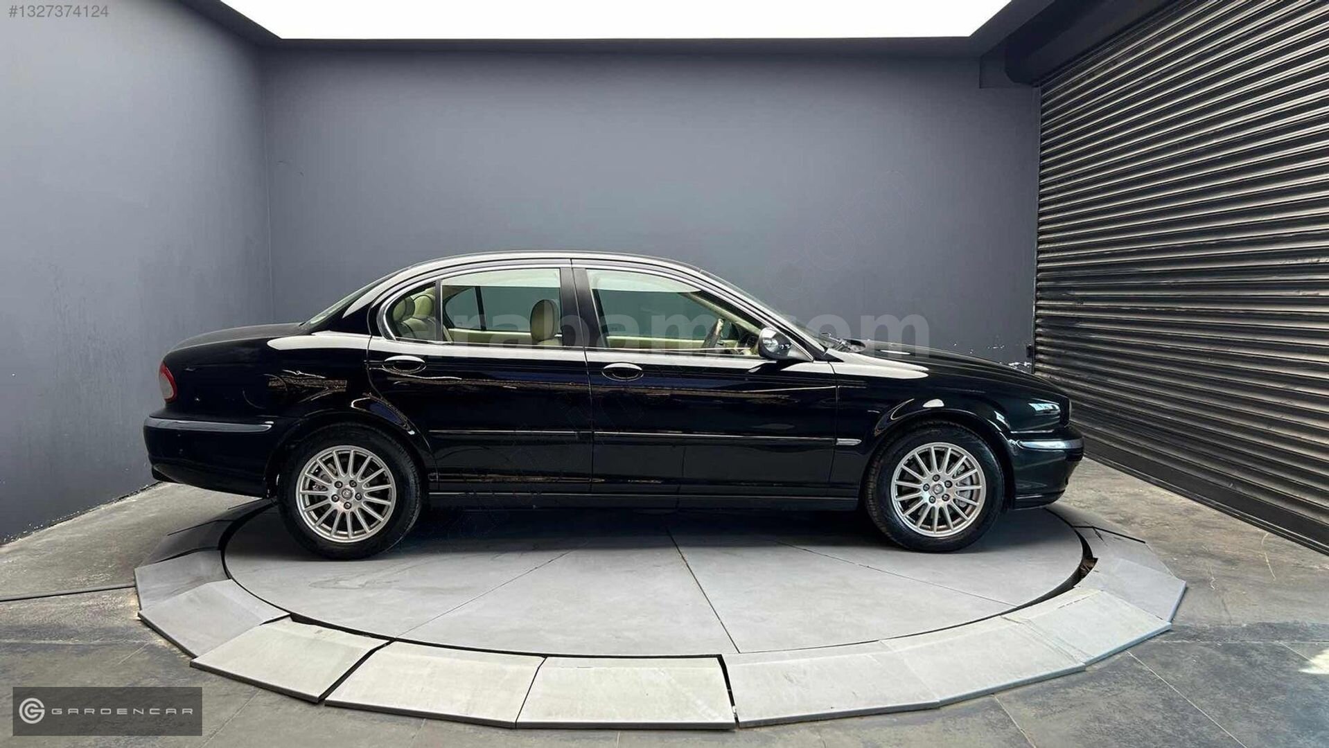 Galeriden Jaguar X-Type 2.1 Executive 2007 Model İstanbul 138.000 km Siyah 2
