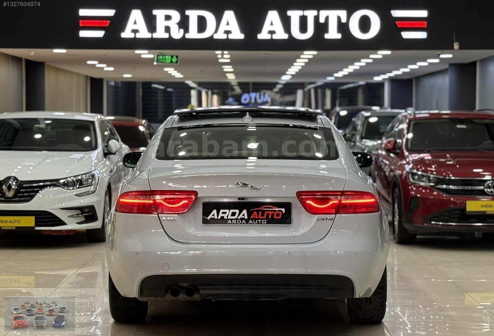 Galeriden Jaguar XE 2.0 Prestige 2015 Model İstanbul 135.000 km Beyaz 5
