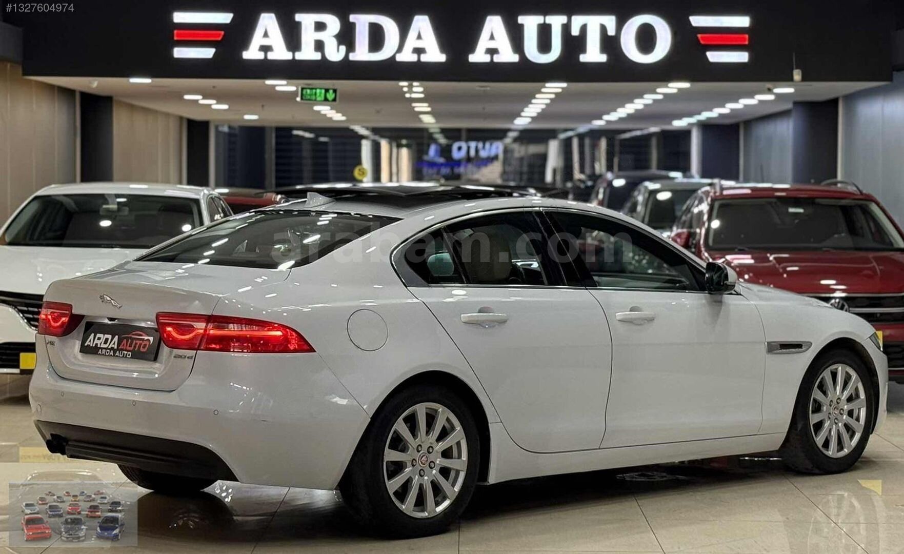 Galeriden Jaguar XE 2.0 Prestige 2015 Model İstanbul 135.000 km Beyaz 6