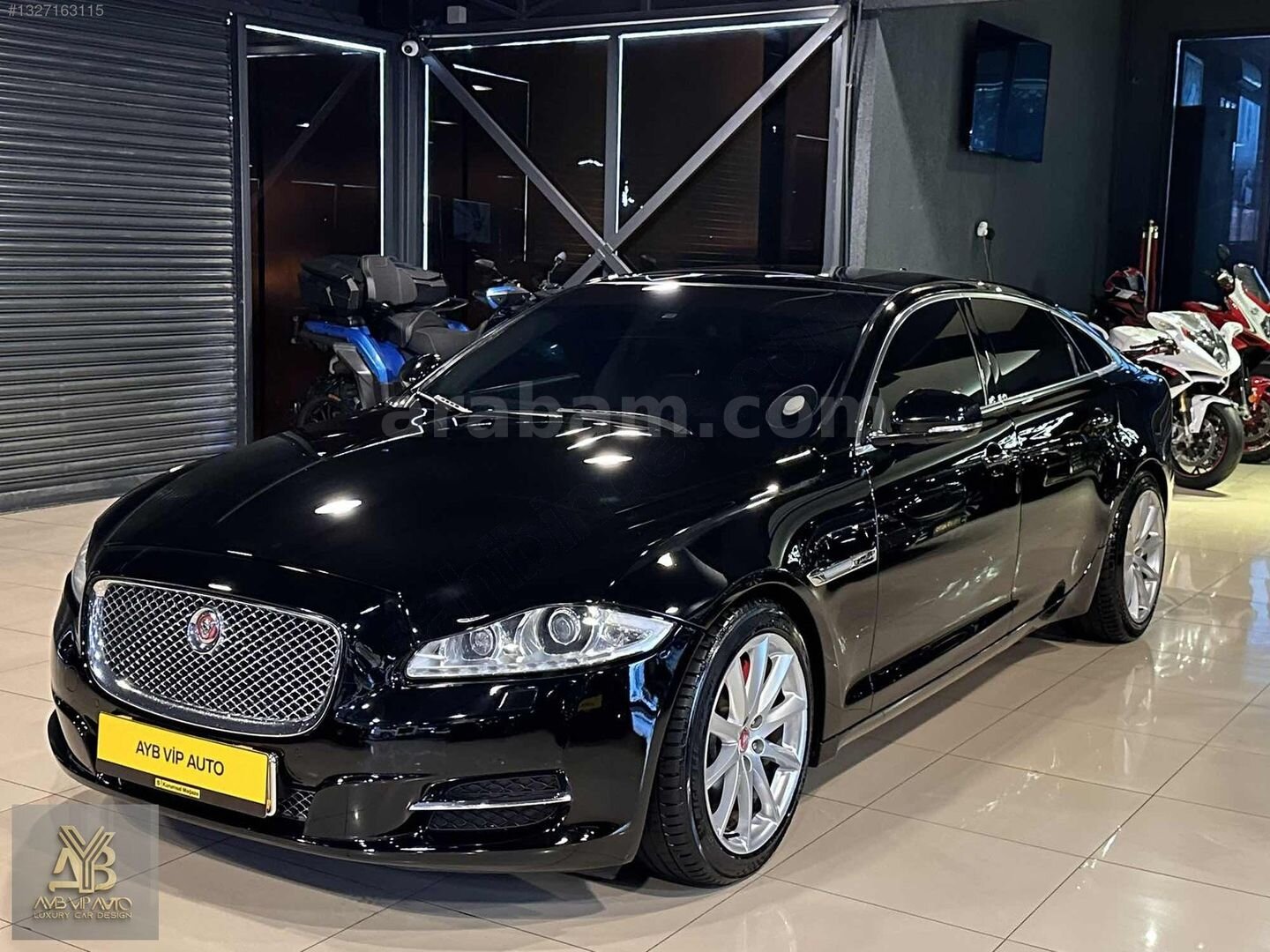 Galeriden Jaguar XJ 2.0i Premium Luxury 2014 Model İstanbul 205.000 km Siyah 3