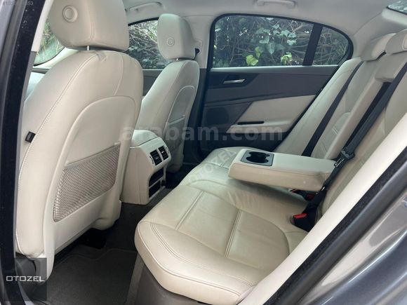 2015 JAGUAR XE 2.0 D PRESTİGE 102 BİN KM KAZASIZ ORJINAL