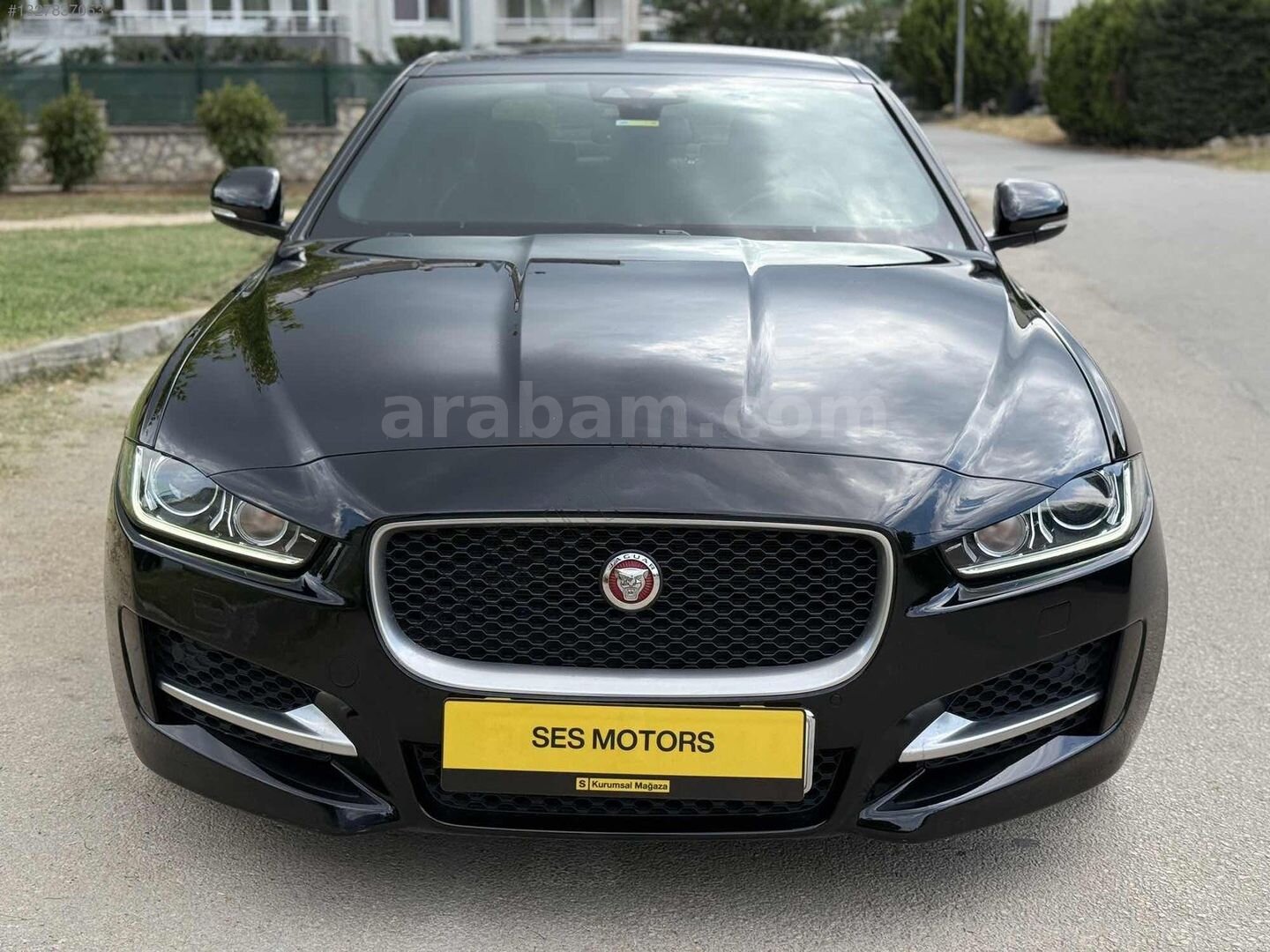 Galeriden Jaguar XE 2.0 D R-Sport Plus 2018 Model Bursa 187.580 km Siyah 4