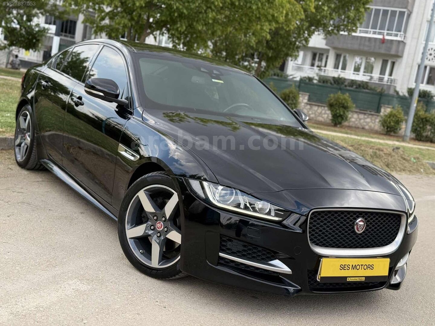 Galeriden Jaguar XE 2.0 D R-Sport Plus 2018 Model Bursa 187.580 km Siyah 2