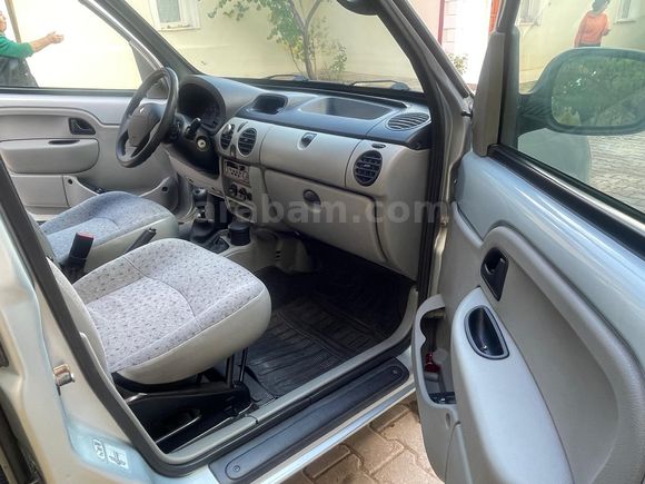 Sahibinden Renault Kangoo 1.5 dCi Authentique 2005 Model