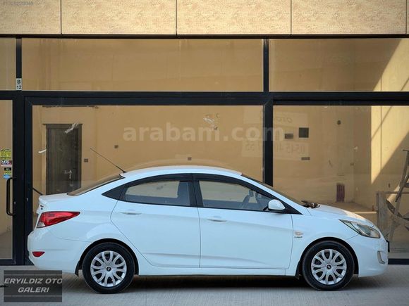TERTEMİZ HYUNDAİ ACCENT BLUE BAKIMLI MASRAFSIZ 1.6 CRDİ MODE