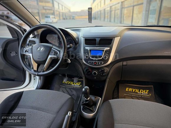 TERTEMİZ HYUNDAİ ACCENT BLUE BAKIMLI MASRAFSIZ 1.6 CRDİ MODE