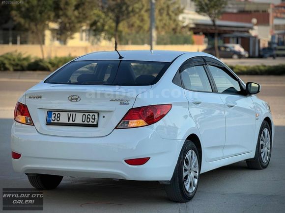TERTEMİZ HYUNDAİ ACCENT BLUE BAKIMLI MASRAFSIZ 1.6 CRDİ MODE