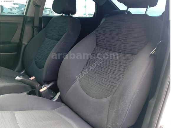 AZAT AUTO,DAN 2017 MODEL HYUNDAİ ACCENT BLUE DİZEL OTOMATİK
