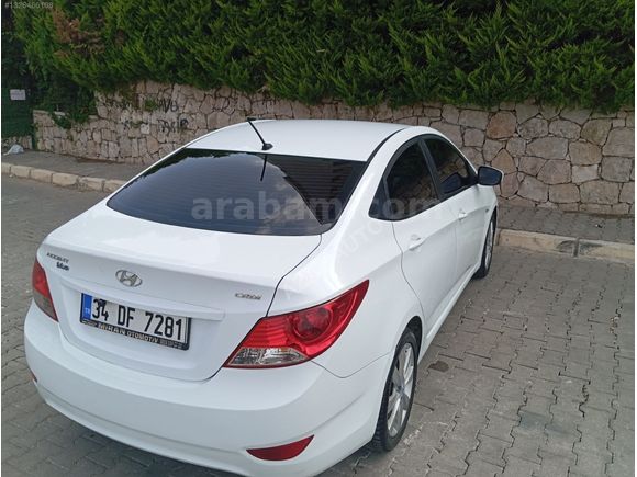 AZAT AUTO,DAN 2017 MODEL HYUNDAİ ACCENT BLUE DİZEL OTOMATİK