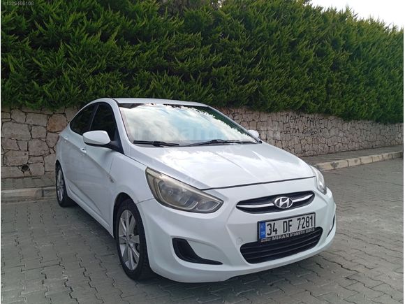 AZAT AUTO,DAN 2017 MODEL HYUNDAİ ACCENT BLUE DİZEL OTOMATİK