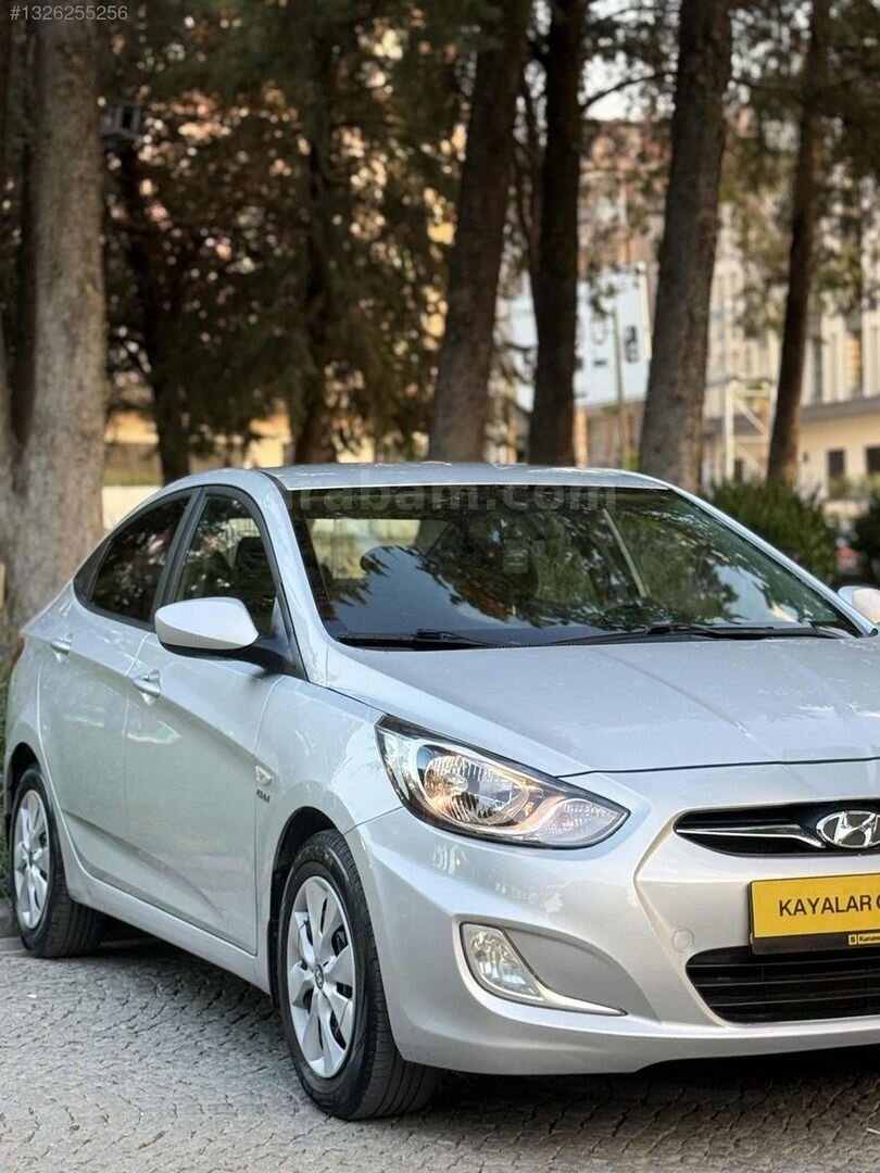 Galeriden Hyundai Accent Blue 1.6 CRDI Mode 2012 Model Denizli 214.000 km Gri 4