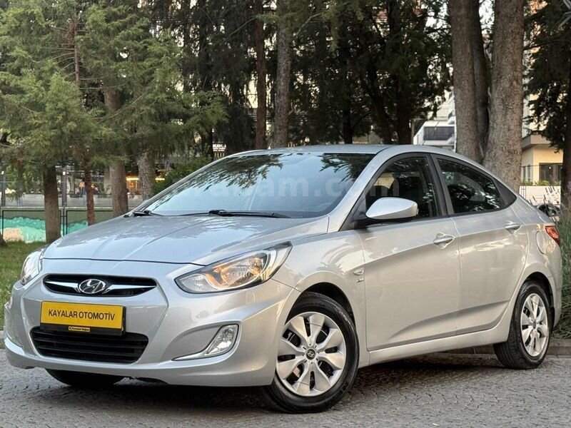 Galeriden Hyundai Accent Blue 1.6 CRDI Mode 2012 Model Denizli 214.000 km Gri